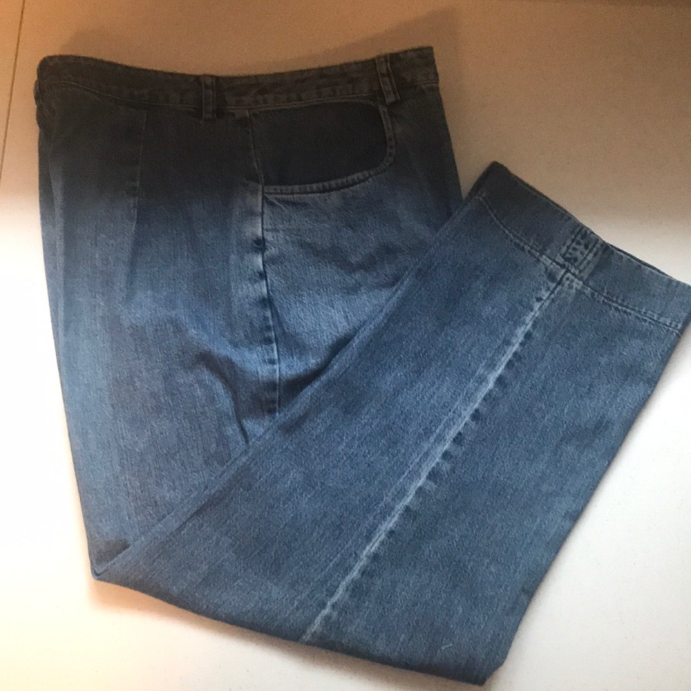 Telluride Clothing CO. Blue Jean Capris